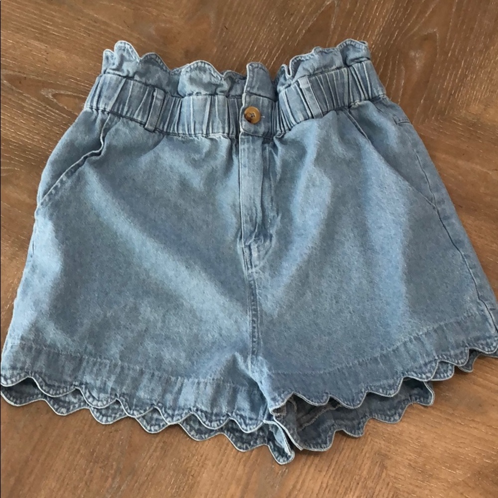Scalloped shorts